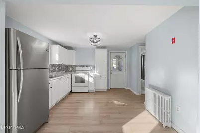 65 Melrose St, Adams, MA 01220 - Photo 16