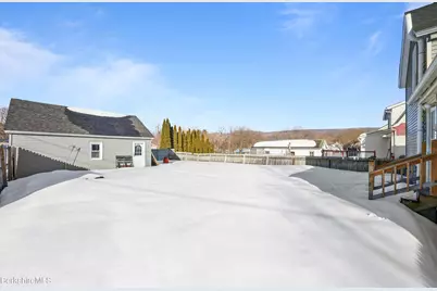 65 Melrose St, Adams, MA 01220 - Photo 6