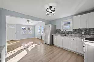 65 Melrose St, Adams, MA 01220 - Photo 18