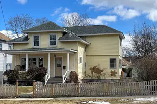 19 Commonwealth Ave, Pittsfield, MA 01201 - Photo 1