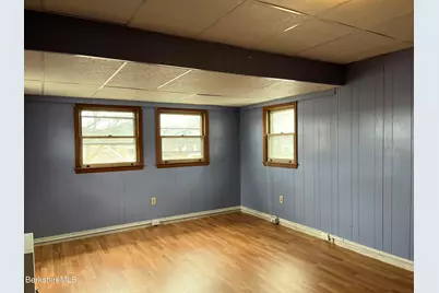 19 Commonwealth Ave, Pittsfield, MA 01201 - Photo 36