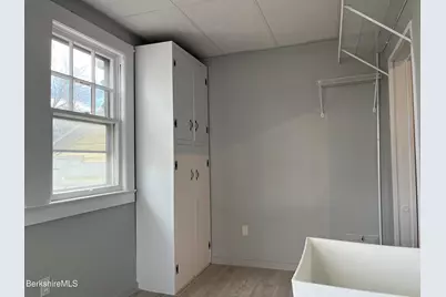 19 Commonwealth Ave, Pittsfield, MA 01201 - Photo 56