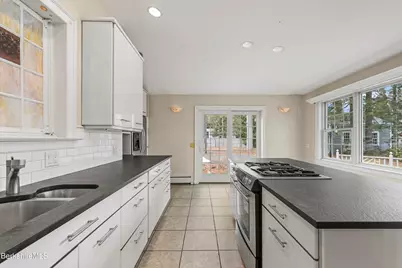 514 South St, Pittsfield, MA 01201 - Photo 54