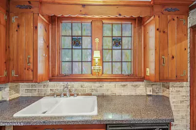 514 South St, Pittsfield, MA 01201 - Photo 32