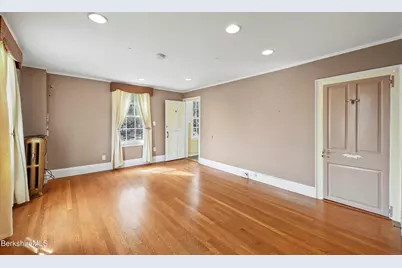 514 South St, Pittsfield, MA 01201 - Photo 56