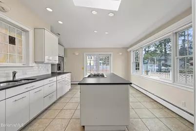 514 South St, Pittsfield, MA 01201 - Photo 48