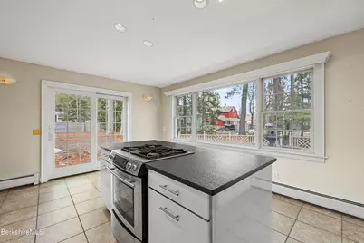 514 South St, Pittsfield, MA 01201 - Photo 52