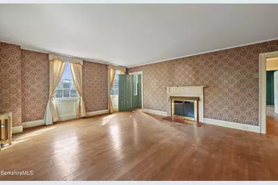 514 South St, Pittsfield, MA 01201 - Photo 10