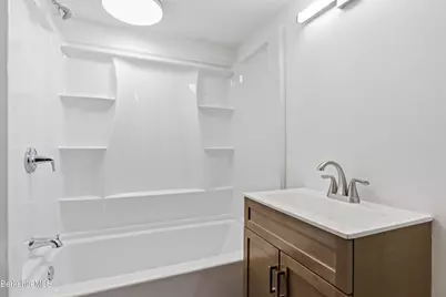 196 Park Ave #R, Dalton, MA 01226 - Photo 10