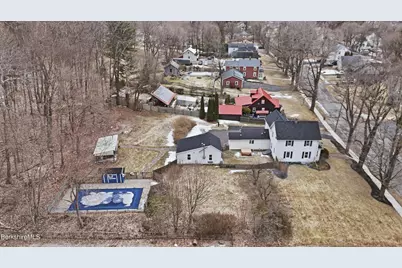 165 High St, Dalton, MA 01226 - Photo 36