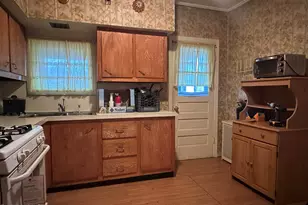 165-167 Appleton Ave, Pittsfield, MA 01201 - Photo 22