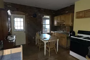 165-167 Appleton Ave, Pittsfield, MA 01201 - Photo 12