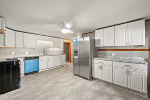 20 Marietta St, North Adams, MA 01247 - Photo 4