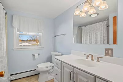 82 Quirico Dr, Pittsfield, MA 01201 - Photo 24