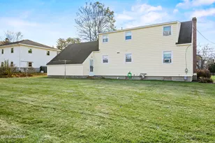 82 Quirico Dr, Pittsfield, MA 01201 - Photo 30