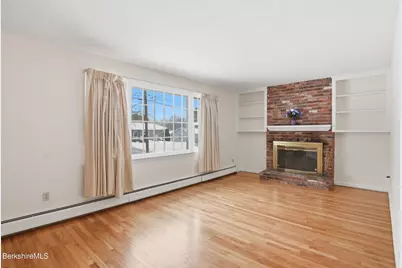 82 Quirico Dr, Pittsfield, MA 01201 - Photo 14