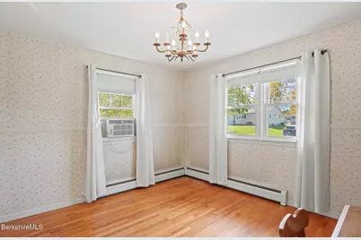 82 Quirico Dr, Pittsfield, MA 01201 - Photo 8