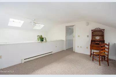 103 Gravesleigh Ter, Pittsfield, MA 01201 - Photo 36