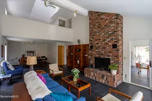 103 Gravesleigh Terrace, Pittsfield, MA 01201 - Photo 10