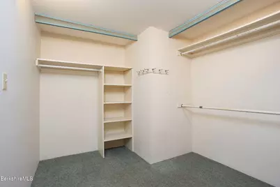 103 Gravesleigh Ter, Pittsfield, MA 01201 - Photo 26