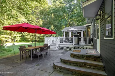 54 Dunmore Ct, Lenox, MA 01240 - Photo 10