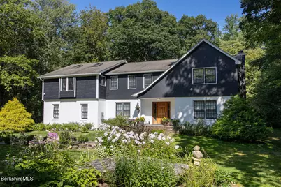 54 Dunmore Ct, Lenox, MA 01240 - Photo 4