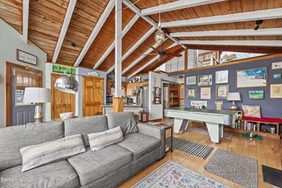 51 Imperial St, Lanesborough, MA 01224 - Photo 18