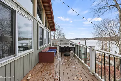 51 Imperial St, Lanesborough, MA 01224 - Photo 10