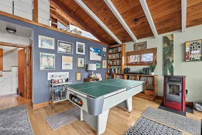 51 Imperial St, Lanesborough, MA 01224 - Photo 16