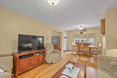19 Fisk St, Cheshire, MA 01225 - Photo 12