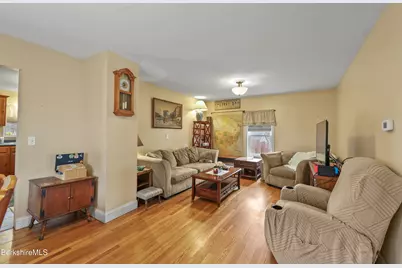 19 Fisk St, Cheshire, MA 01225 - Photo 8