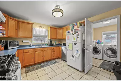 19 Fisk St, Cheshire, MA 01225 - Photo 14