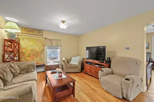 19 Fisk St, Cheshire, MA 01225 - Photo 10