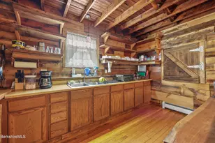 8 Duggan St, North Adams, MA 01247 - Photo 12