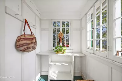 11 Concord Pkwy, Pittsfield, MA 01201 - Photo 28