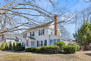 11 Concord Pkwy, Pittsfield, MA 01201 - Photo 4