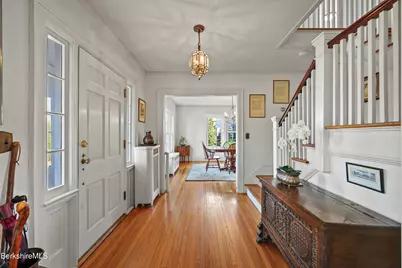 11 Concord Pkwy, Pittsfield, MA 01201 - Photo 8