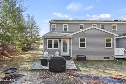 33 Walden Ln, Pittsfield, MA 01201 - Photo 32