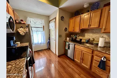 20 Richmond Way, Chicopee, MA 01022 - Photo 8