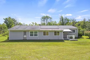 2200 Swamp Rd, Richmond, MA 01254 - Photo 4