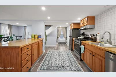 9 Richmond Ln, Adams, MA 01220 - Photo 10