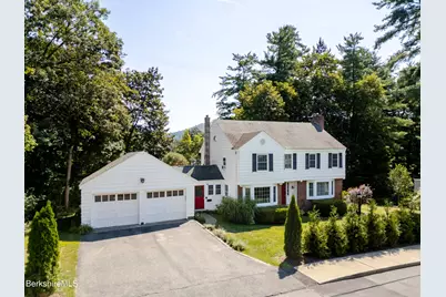 11 Prospect St, Great Barrington, MA 01230 - Photo 1