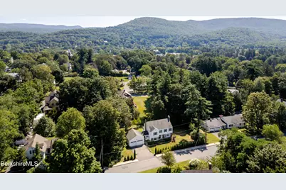 11 Prospect St, Great Barrington, MA 01230 - Photo 42