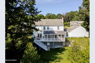 11 Prospect St, Great Barrington, MA 01230 - Photo 4