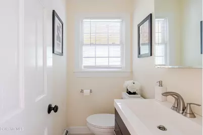 11 Prospect St, Great Barrington, MA 01230 - Photo 14