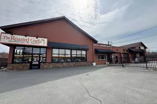 483 W Housatonic St, Pittsfield, MA 01201 - Photo 1