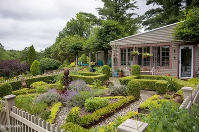 18 Goodrich St, Stockbridge, MA 01262 - Photo 58