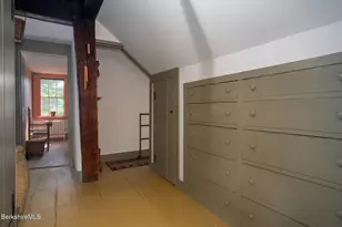 18 Goodrich St, Stockbridge, MA 01262 - Photo 28