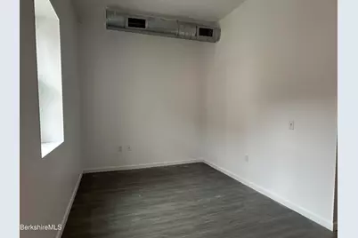 235 East St #210, Pittsfield, MA 01201 - Photo 6
