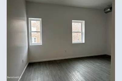 235 East St #210, Pittsfield, MA 01201 - Photo 4
